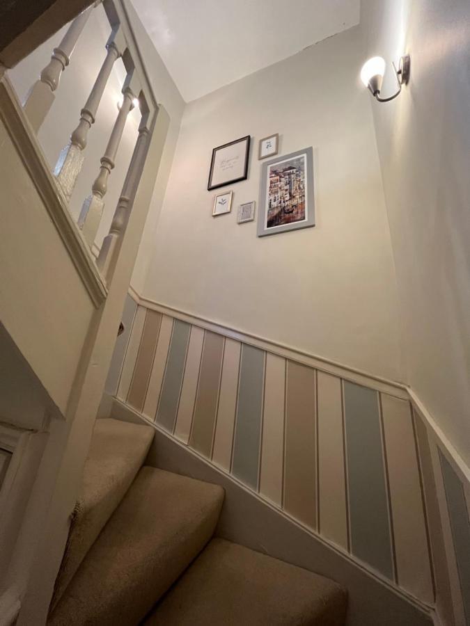 18Th Century Townhouse In Chester City Centreヴィラ エクステリア 写真
