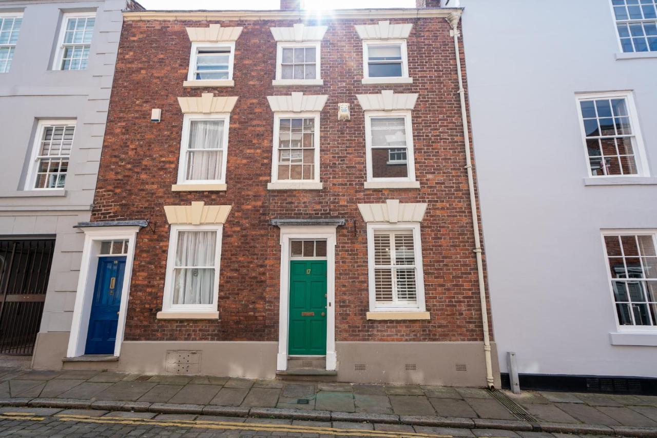 18Th Century Townhouse In Chester City Centreヴィラ エクステリア 写真