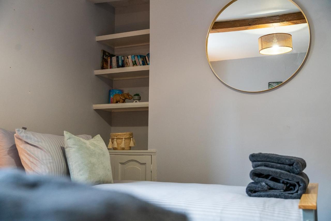 18Th Century Townhouse In Chester City Centreヴィラ エクステリア 写真
